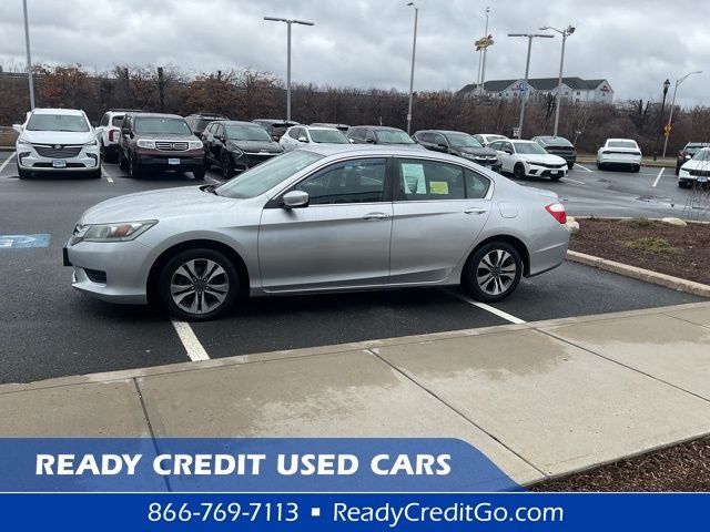 2013 Honda Accord — rear three-quarter view